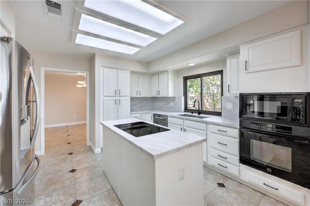 5380 Painted Sunrise Drive Property Photo 18