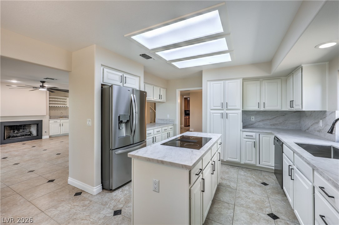 5380 Painted Sunrise Drive Property Photo 19