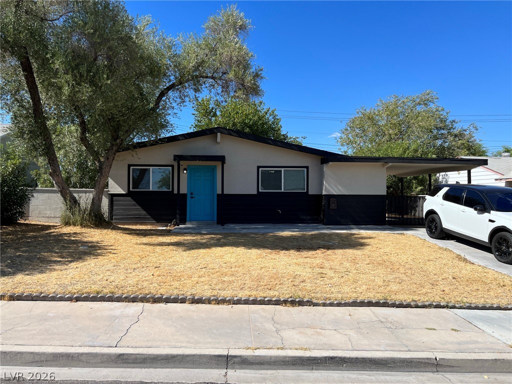 1821 Hassett Avenue Property Photo 1