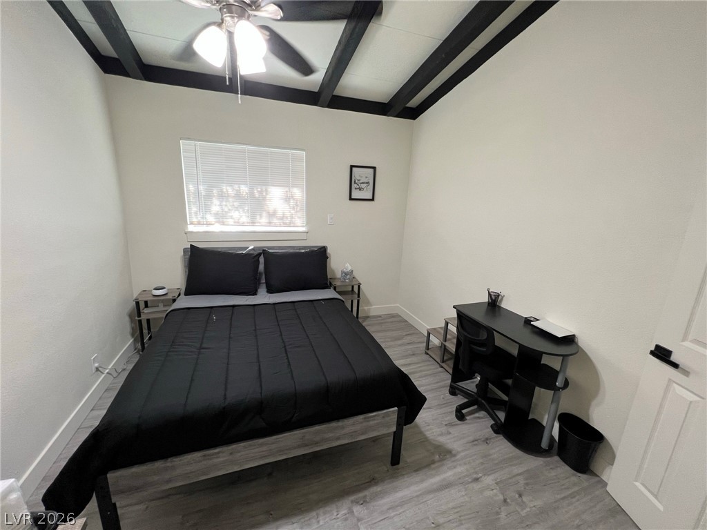 1821 Hassett Avenue Property Photo 6