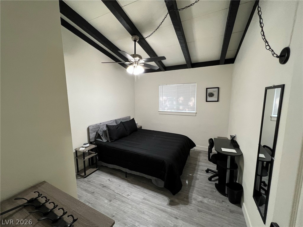 1821 Hassett Avenue Property Photo 7