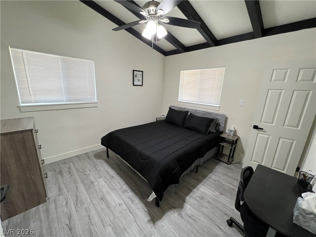 1821 Hassett Avenue Property Photo 9