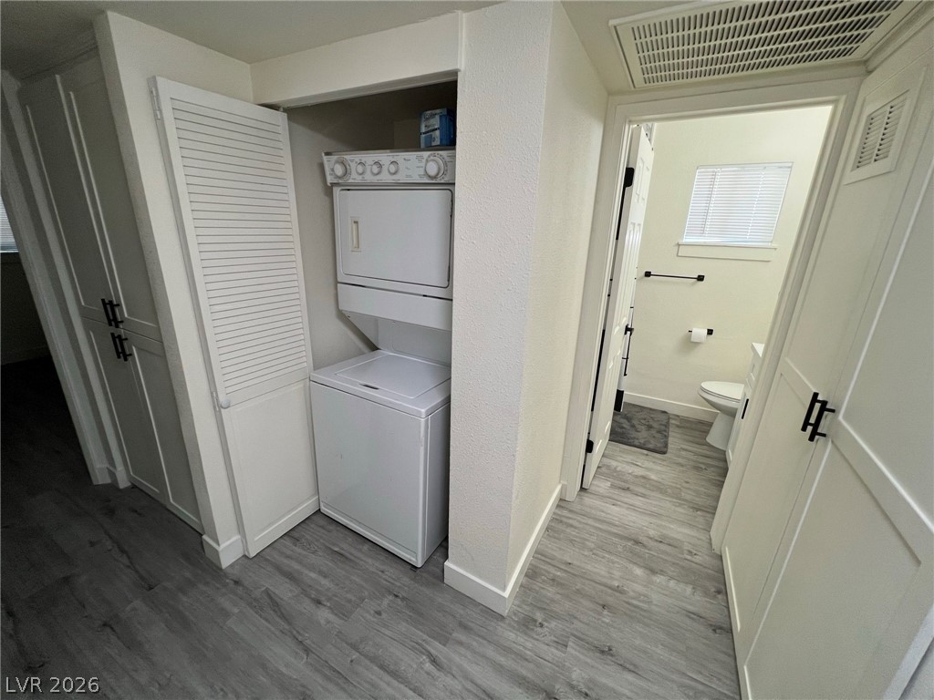 1821 Hassett Avenue Property Photo 10