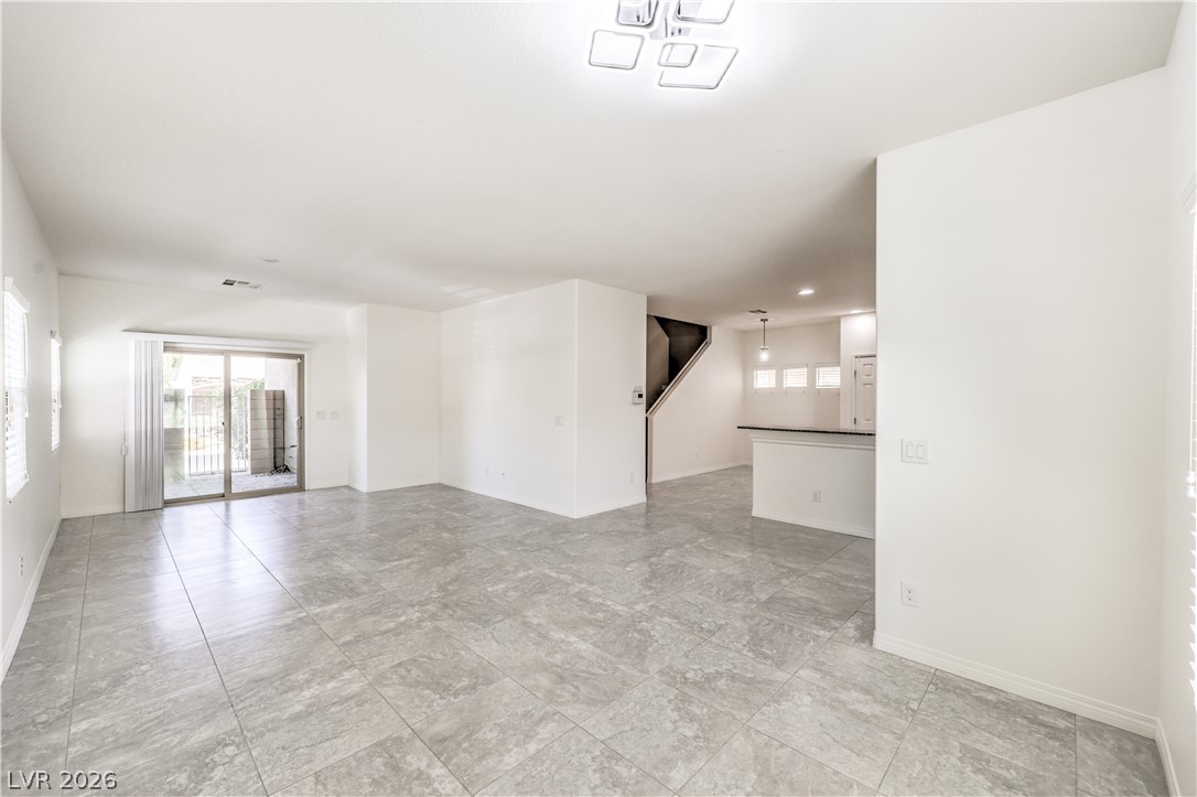 9559 Vega Carpio Avenue Property Photo 11