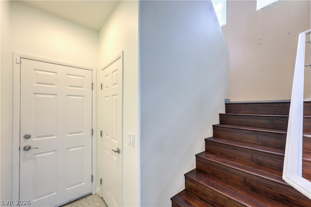 9559 Vega Carpio Avenue Property Photo 14