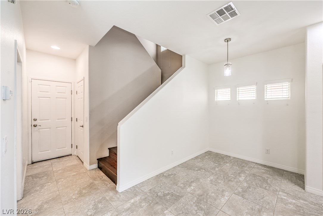 9559 Vega Carpio Avenue Property Photo 30