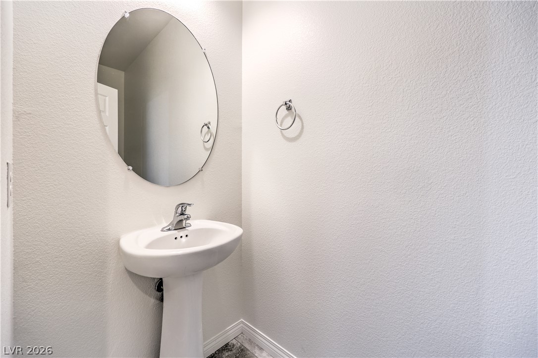 9559 Vega Carpio Avenue Property Photo 31