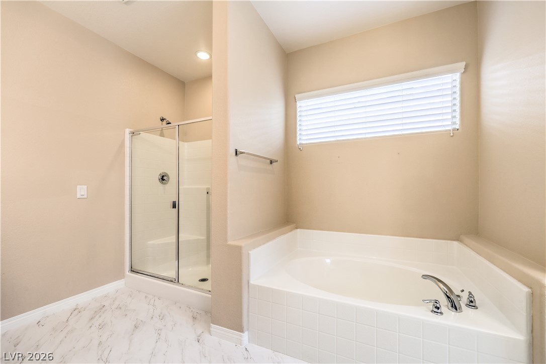 9559 Vega Carpio Avenue Property Photo 33