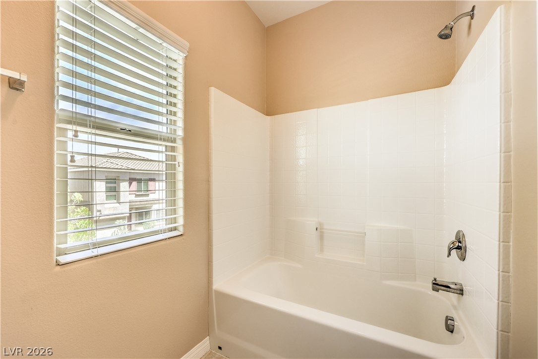 9559 Vega Carpio Avenue Property Photo 36