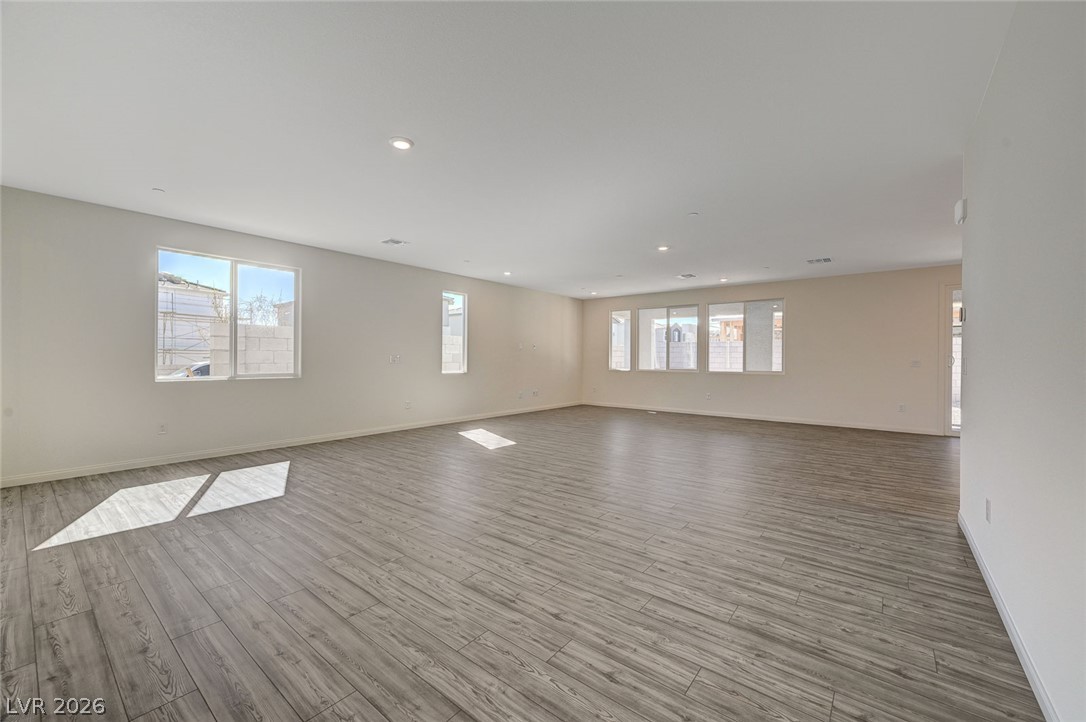 10165 Handline Chute Street Property Photo 3
