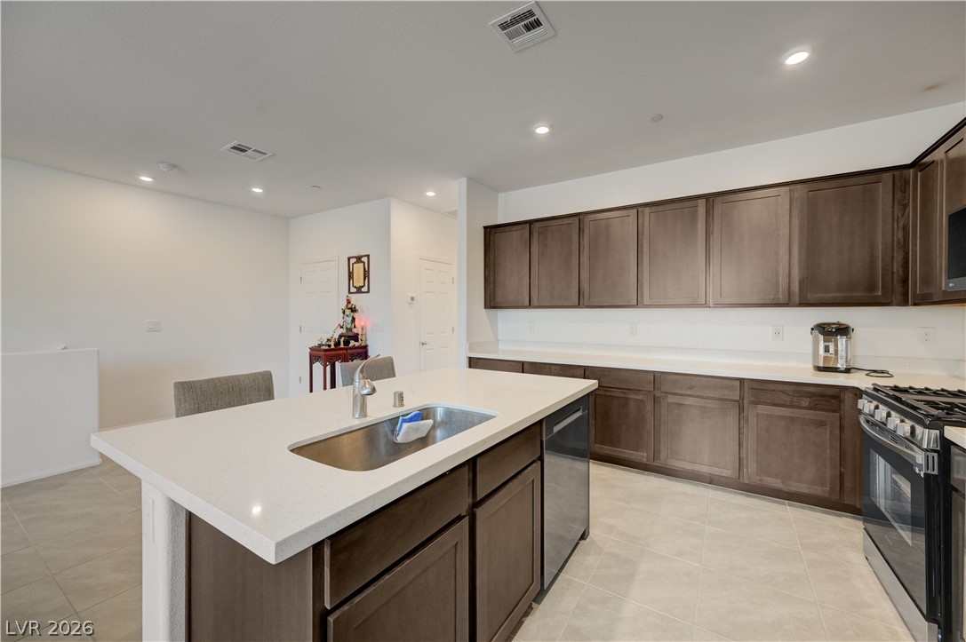 678 Anemone Lane Property Photo 20