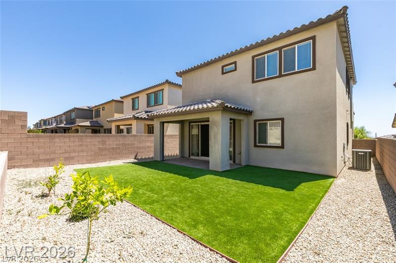 109 Medianoche Street Property Photo 45