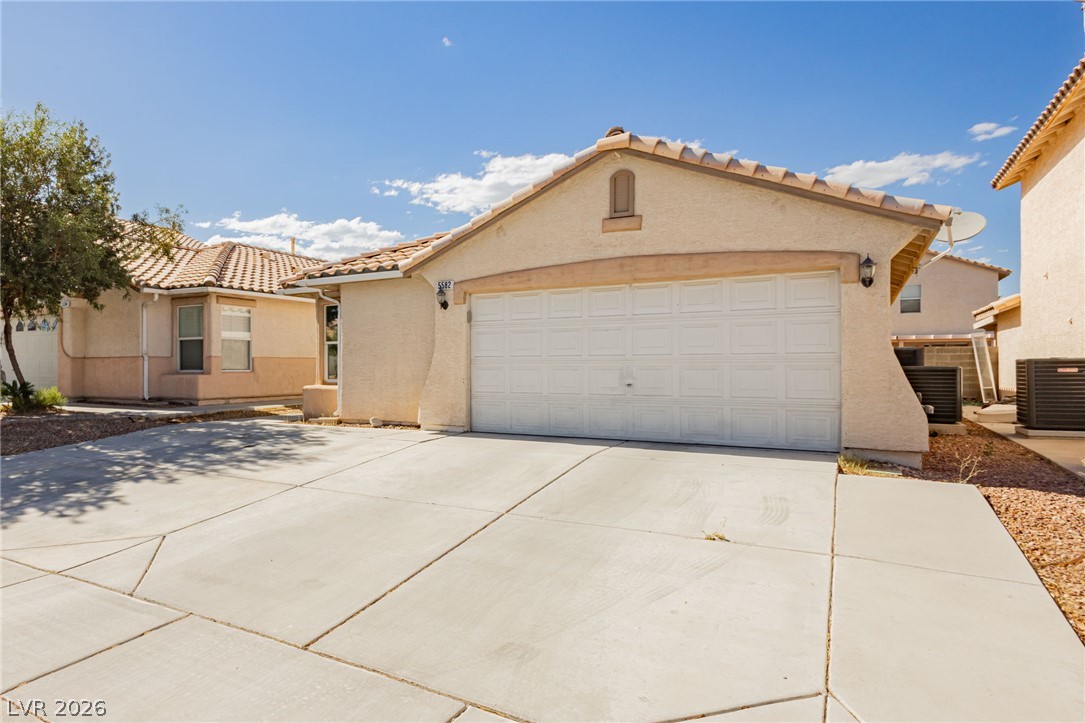 5582 Henshaw Avenue Property Photo 7