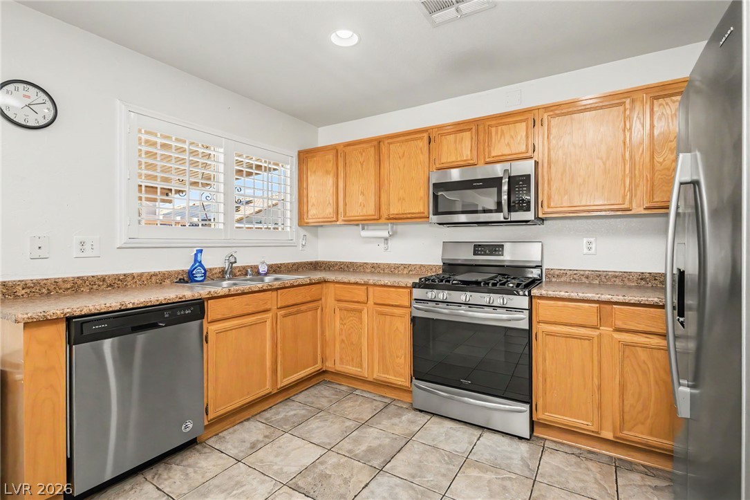 5582 Henshaw Avenue Property Photo 10
