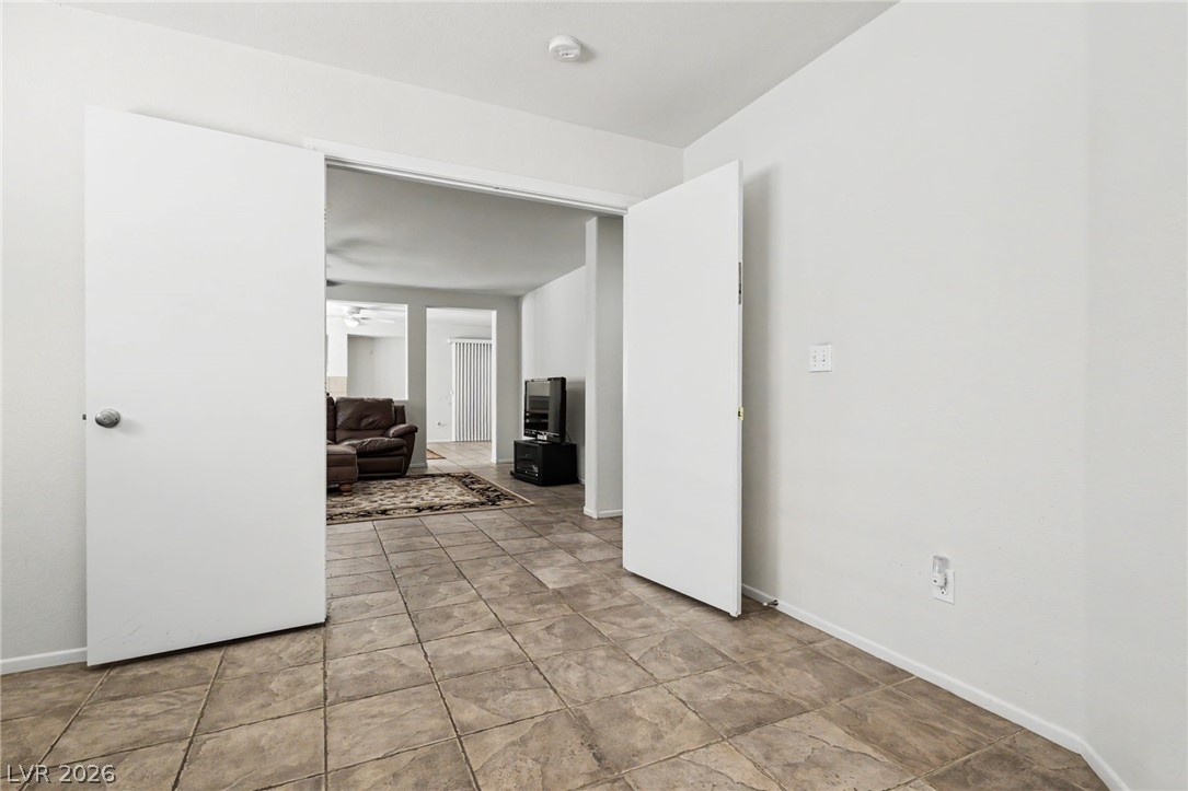 5582 Henshaw Avenue Property Photo 11