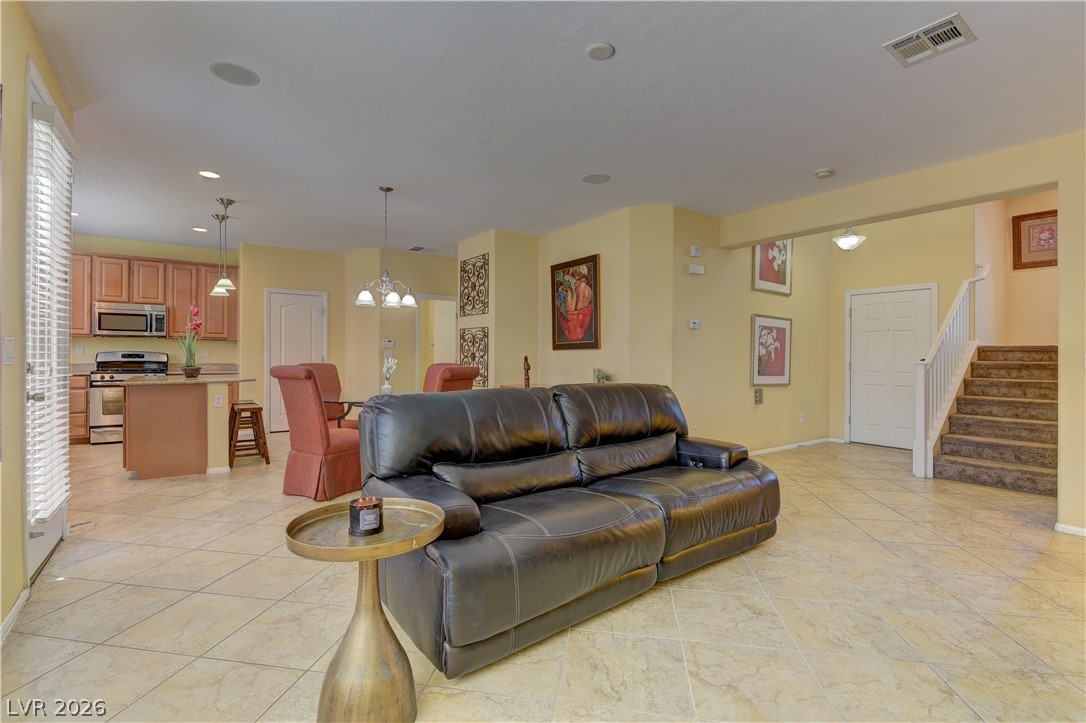 10311 Elmwood Glen Avenue Property Photo 14
