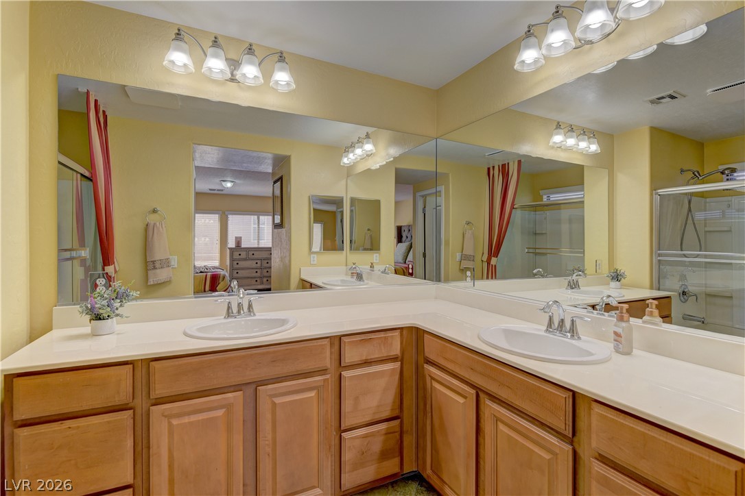 10311 Elmwood Glen Avenue Property Photo 20