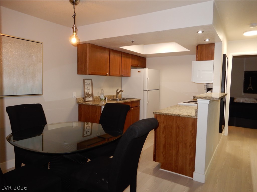 4200 South Valley View Boulevard 2057 Property Photo 5