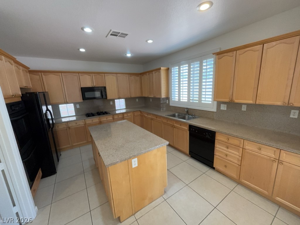 9412 Forest Edge Avenue Property Photo 2