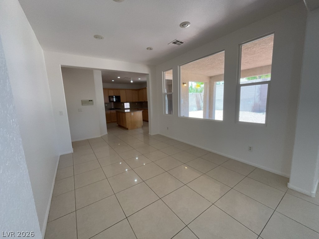 9412 Forest Edge Avenue Property Photo 16