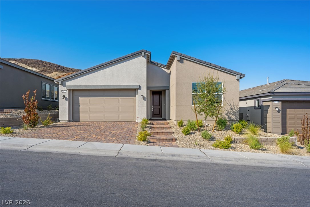 1417 Bianca Falls Drive Property Photo 1