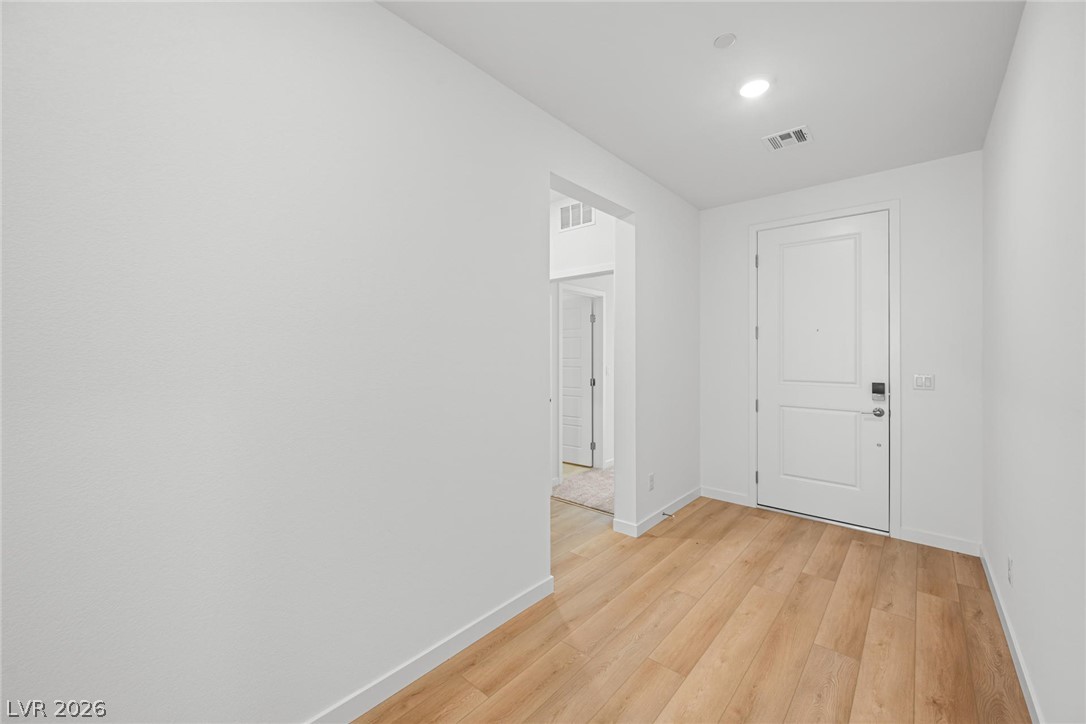 1417 Bianca Falls Drive Property Photo 3