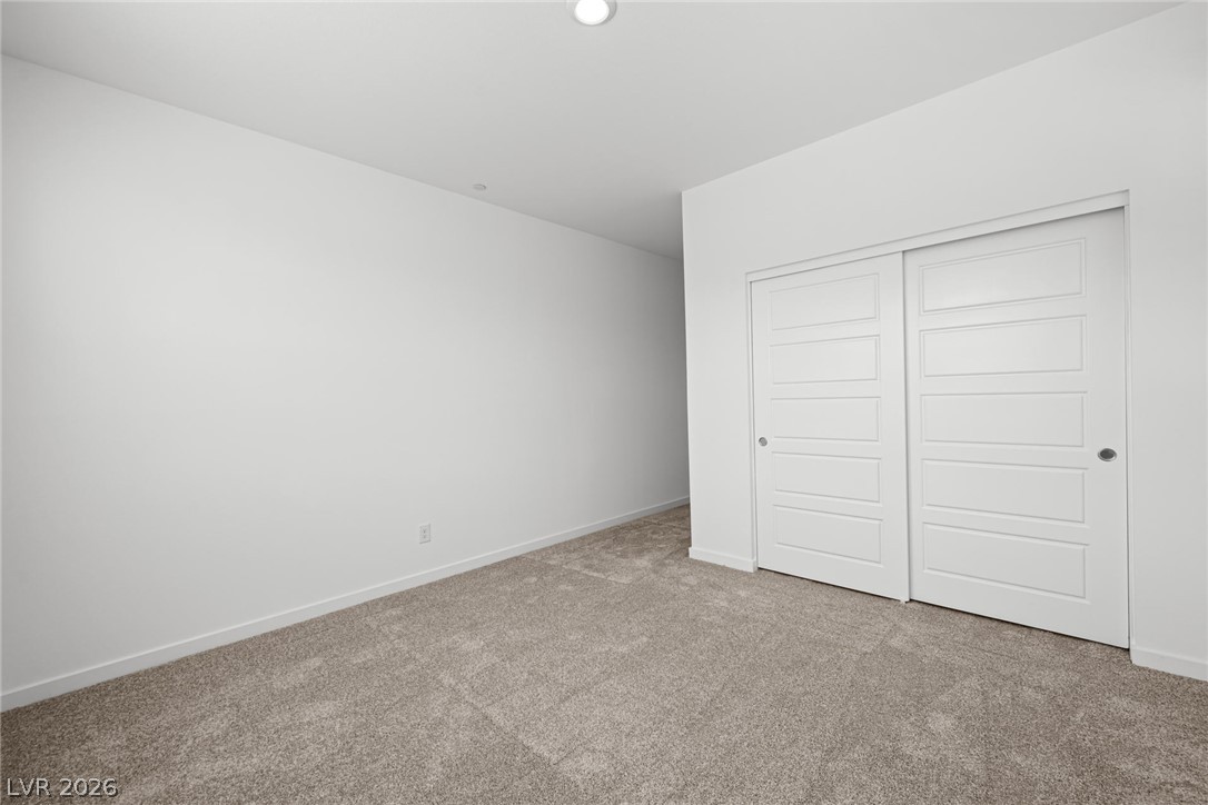 1417 Bianca Falls Drive Property Photo 5