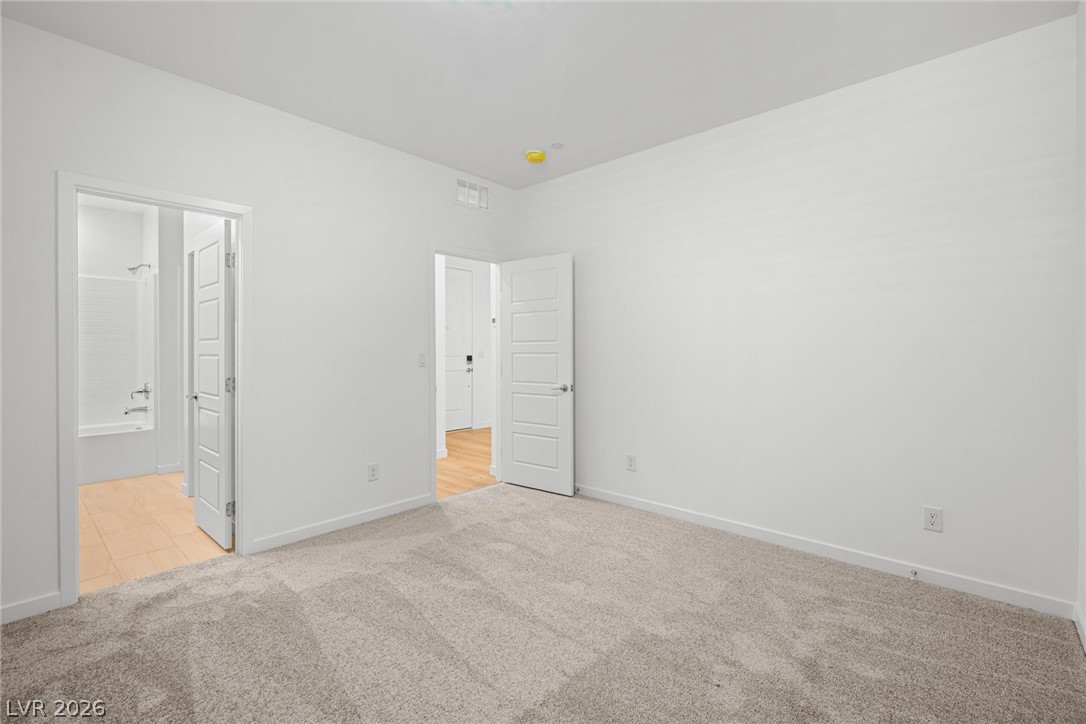 1417 Bianca Falls Drive Property Photo 8
