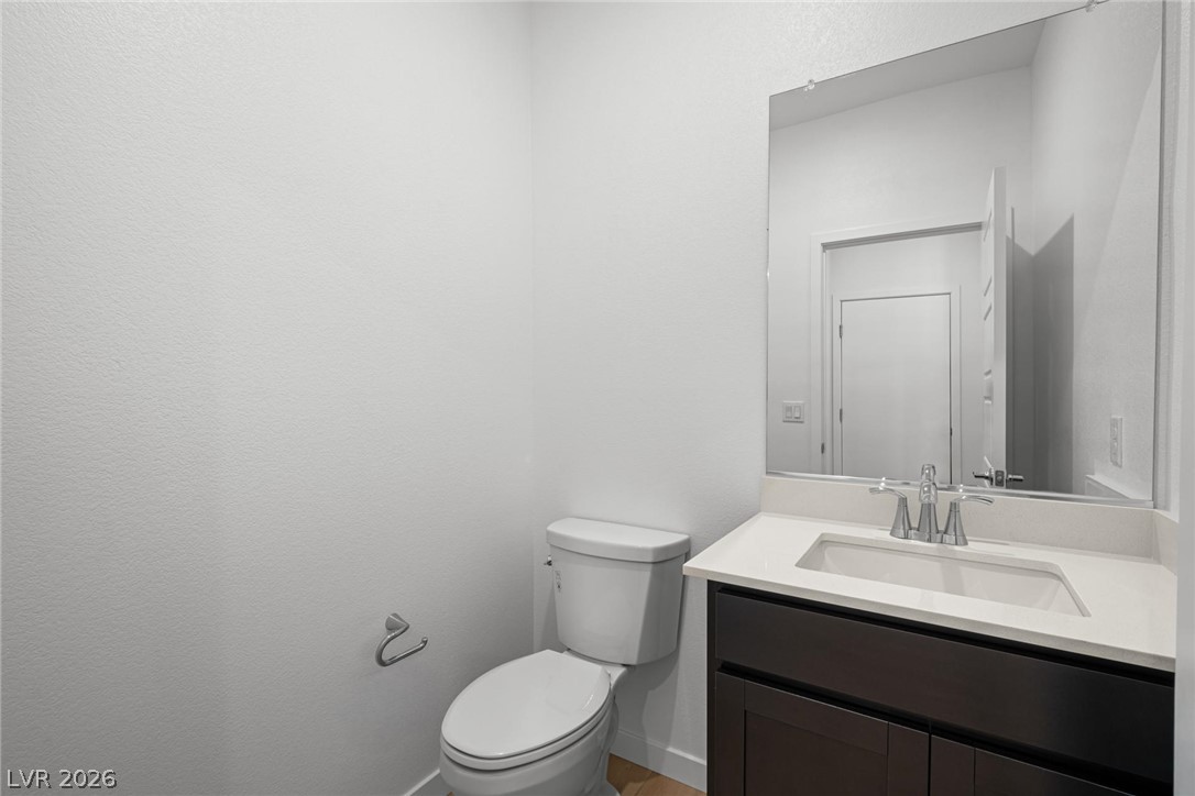 1417 Bianca Falls Drive Property Photo 9