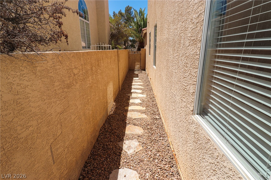 9450 Spellman Court Property Photo 15