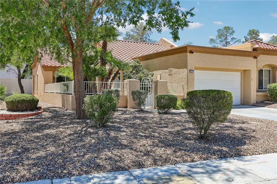 8701 Prairie Hill Drive Property Photo 2