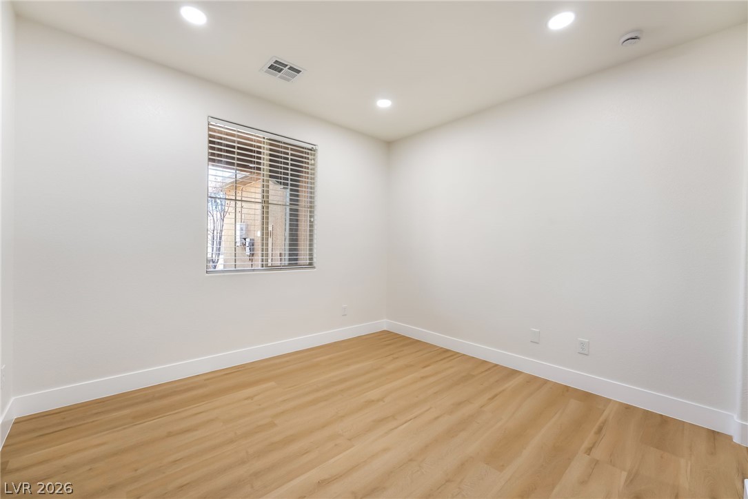 8584 South Garnet Lake Avenue Property Photo 31