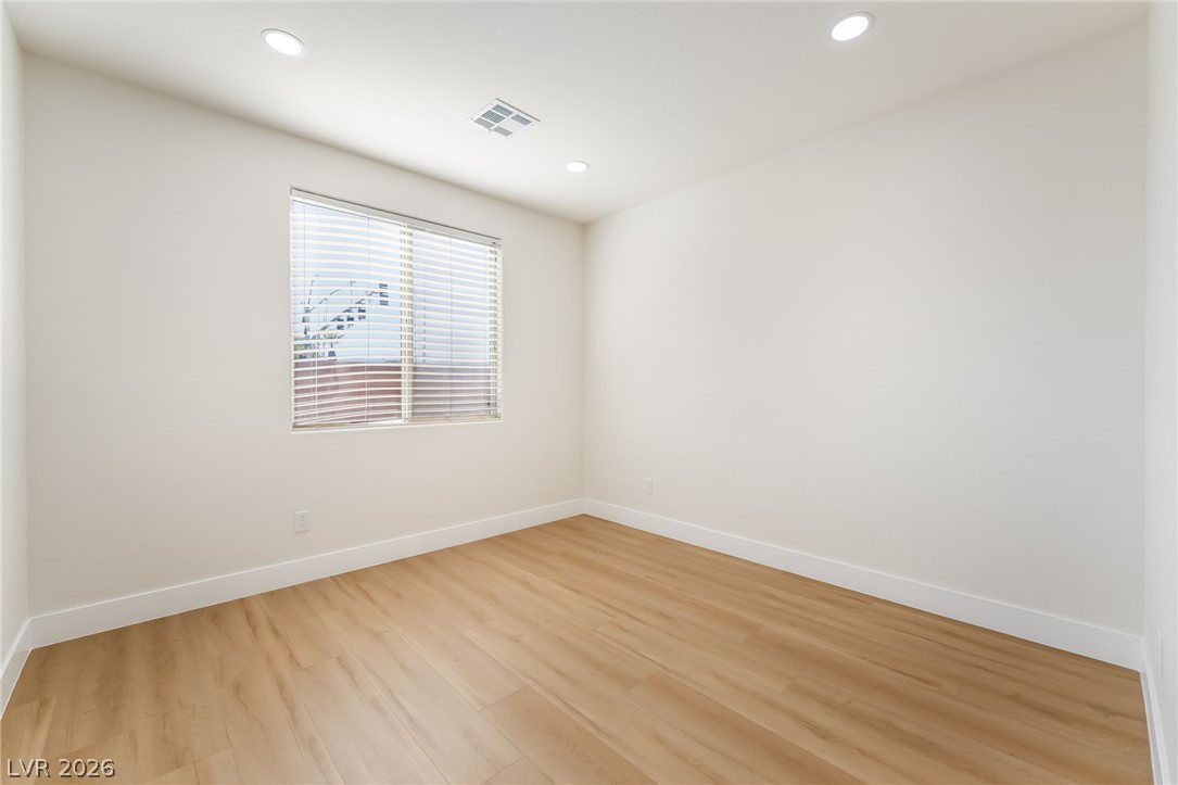 8584 South Garnet Lake Avenue Property Photo 33