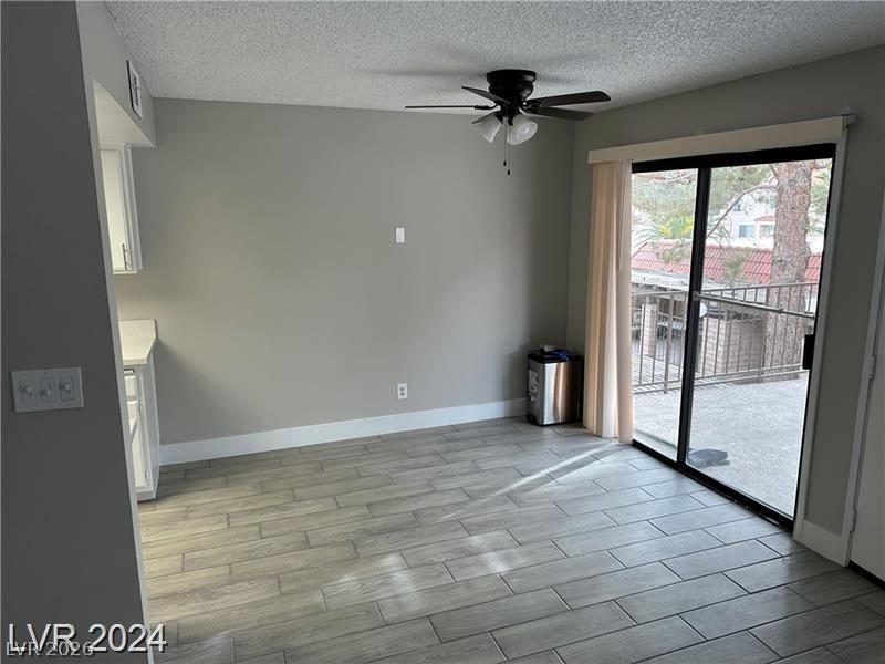 1887 Apricot Court Property Photo 5