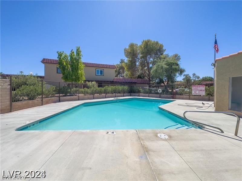 1887 Apricot Court Property Photo 27