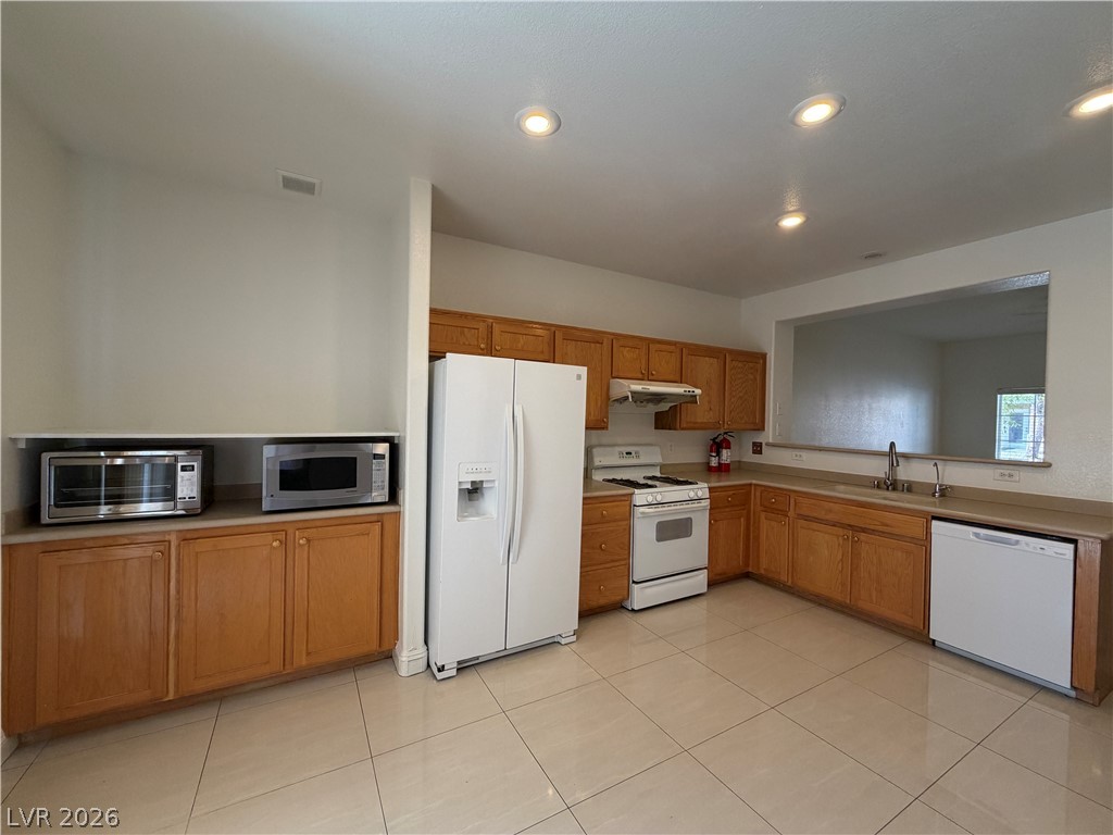 5977 Sombria Ridge Avenue Property Photo 7
