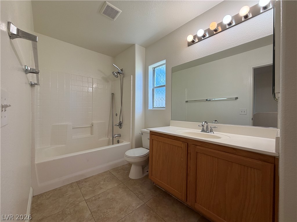 5977 Sombria Ridge Avenue Property Photo 13