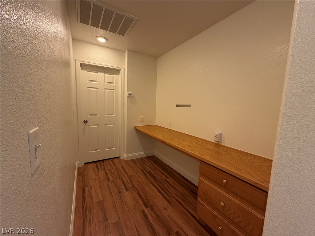 5977 Sombria Ridge Avenue Property Photo 18