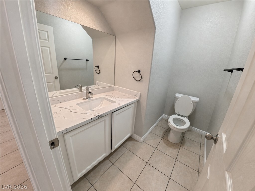 5032 Dancing Lights Avenue Property Photo 8