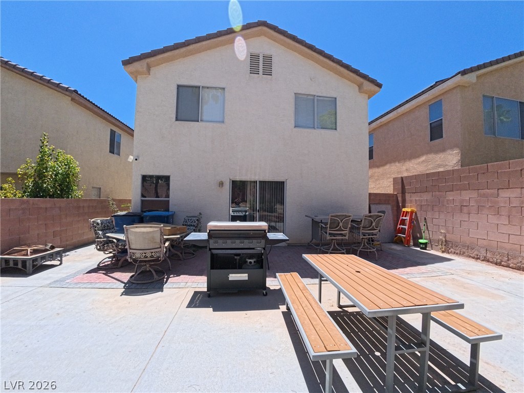 5032 Dancing Lights Avenue Property Photo 10