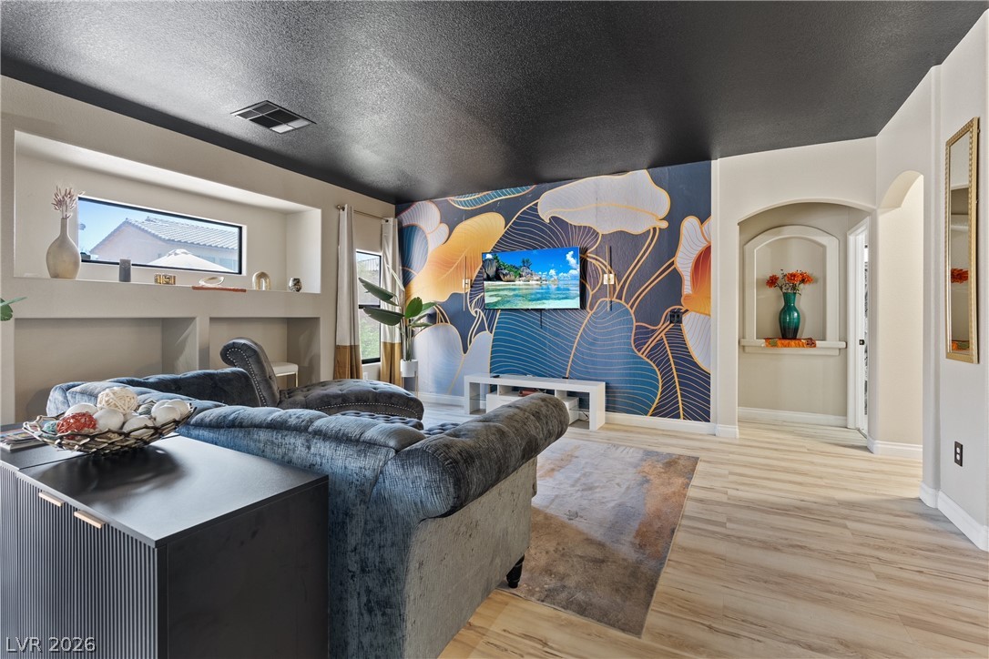 5528 Colorado Breeze Way Property Photo 11