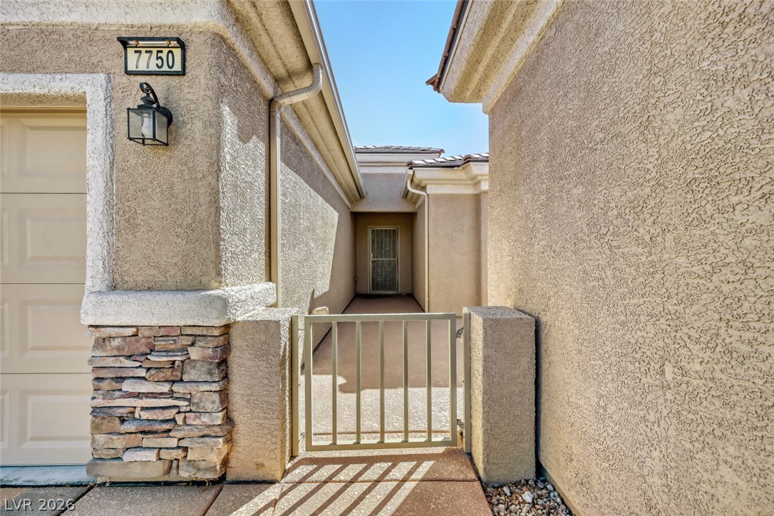 7750 Coast Jay Street Property Photo 3