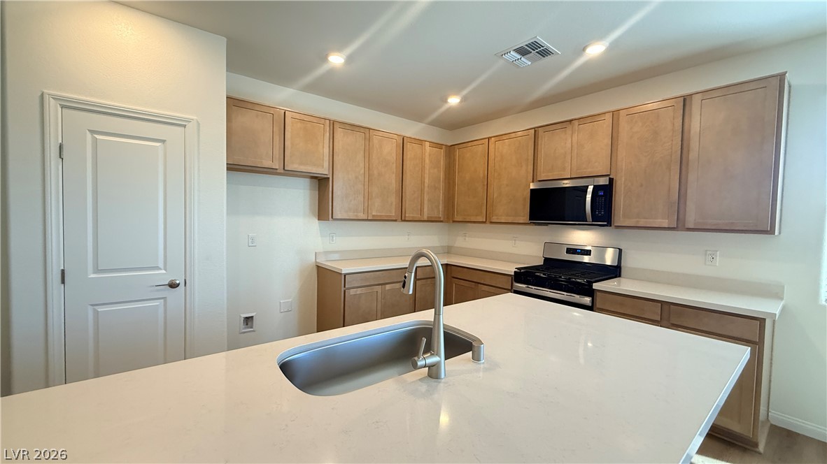 3887 Tico Falls Avenue Property Photo 4
