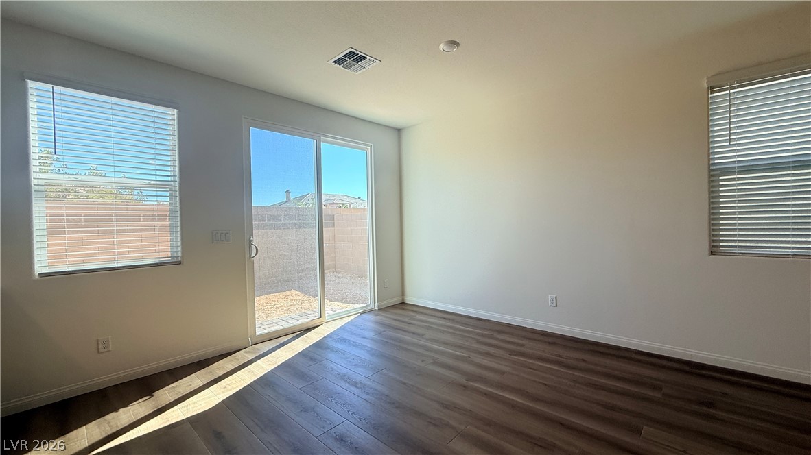 3887 Tico Falls Avenue Property Photo 6