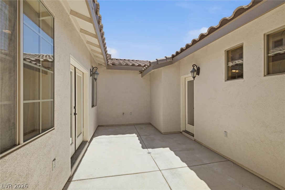 4384 Deliza Lane Property Photo 14