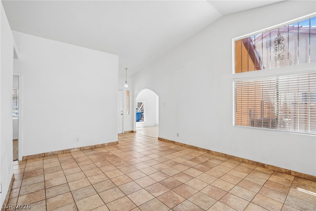 2824 Windstorm Avenue Property Photo 7