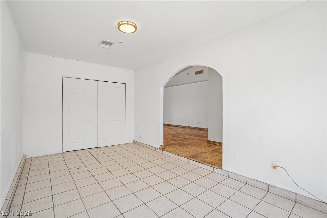 2824 Windstorm Avenue Property Photo 15