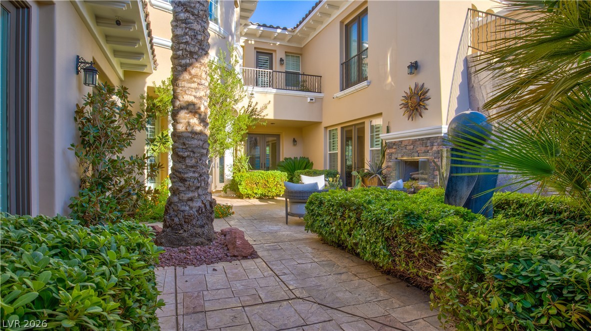 12070 Whitehills Street Property Photo 15