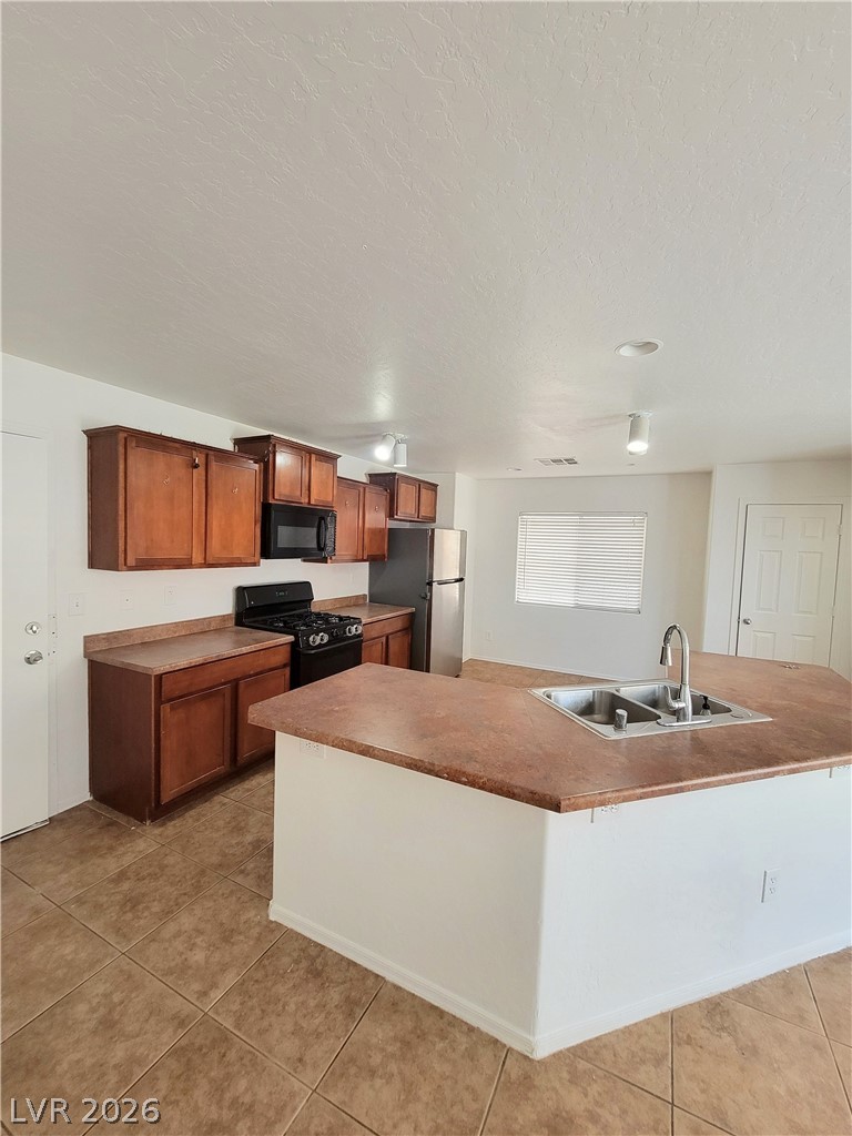 9090 Tolford Avenue Property Photo 5