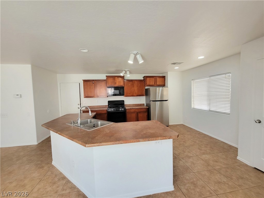 9090 Tolford Avenue Property Photo 6